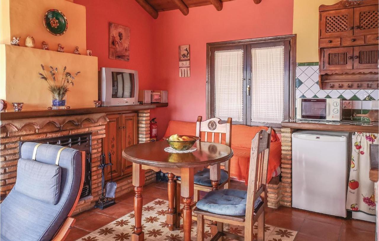 Nice Home In Benalauria With Kitchenette Exteriér fotografie